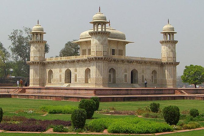 Private Day Trip To Agra Sunrise View Taj Mahal with Agra Fort - How private transport changes the day