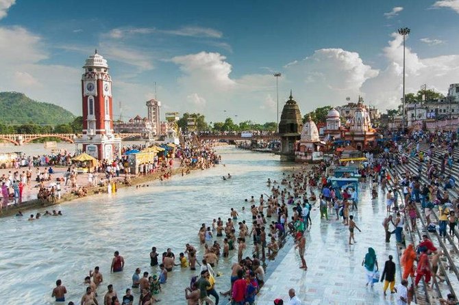 Private Day Trip to Haridwar and Rishikesh from Delhi - Har Ki Pauri and the first meeting with the Ganges