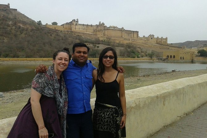 Private Day Trip to Jaipur from Delhi via Expressway - Jal Mahal: a quick view across the water