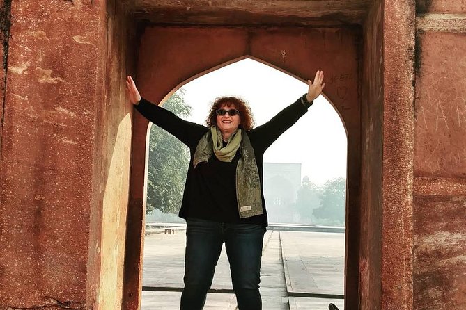 Private Day Trip to Taj Mahal & Agra Fort from Delhi - The private guide is the main value