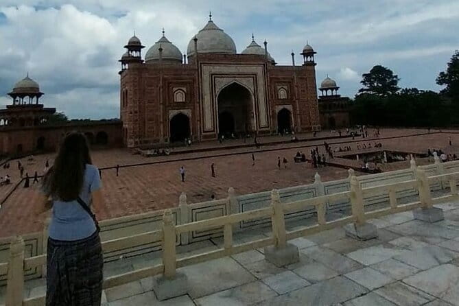 Private Delhi Agra Jaipur Multi Day Tour - Day 1: A soft landing in New Delhi