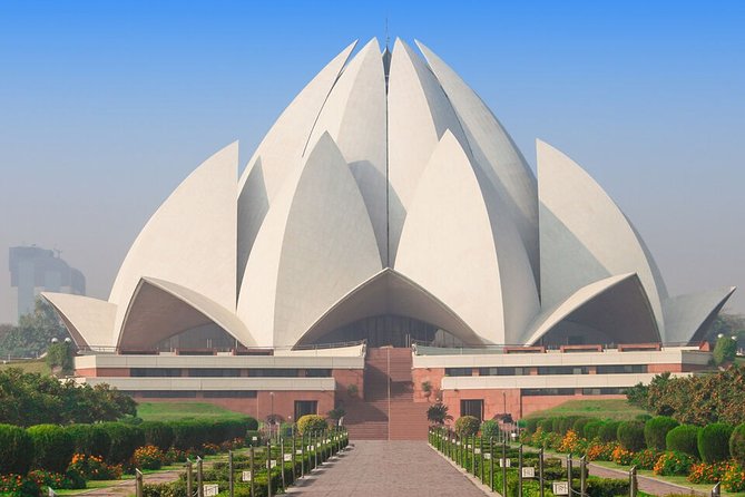 Private Delhi Day Tour with Tour Guide - India Gate and Raj Ghat