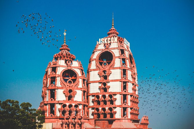 Private Delhi tour with Lotus Temple, ISKCON and Connaught Place with Dinner - Connaught Place, a Shake, and Central Delhi