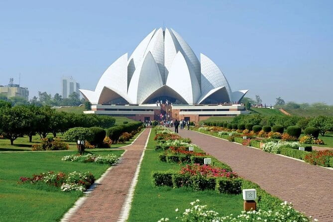 Private Full Day New and Old Delhi City Tour - Why this route works for a first day in Delhi