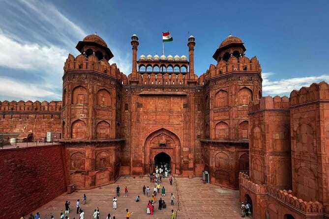 Private Full Day Old and New Delhi City Tour - Why this route works for a first day in Delhi