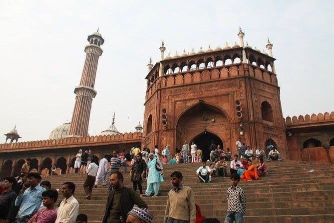 Private Full Day Old Delhi and New Delhi City Tour - A full day from Mughal Delhi to modern India