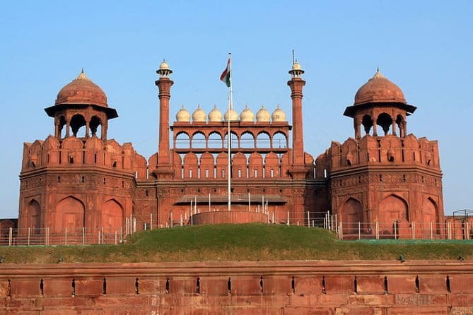 Private Full Day Old Delhi and New Delhi City Tour - Jama Masjid and the scale of Mughal Delhi