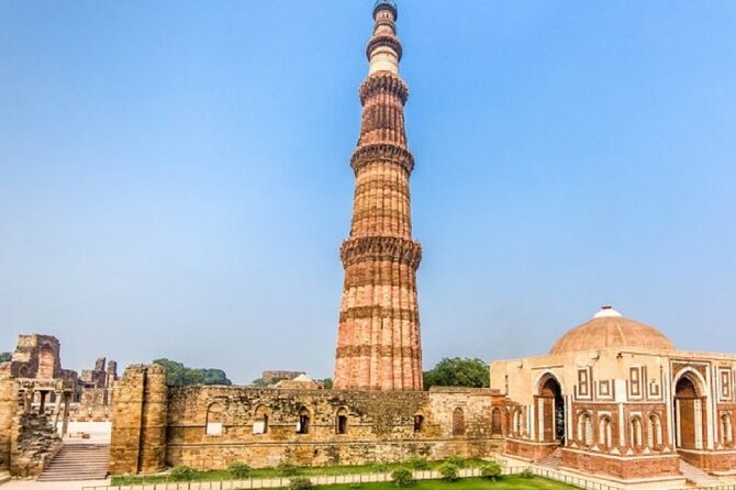 Private Full Day Old Delhi and New Delhi Tour - Chandni Chowk is the street-level counterpoint