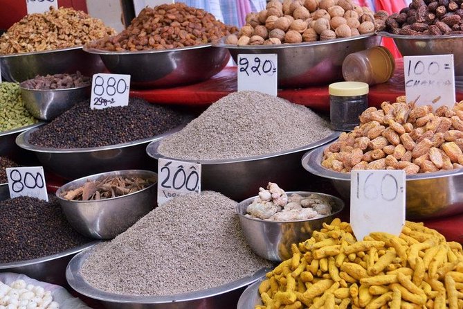 Private Full Day Shopping Tour in New Delhi - A practical way to shop Delhi in four to five hours