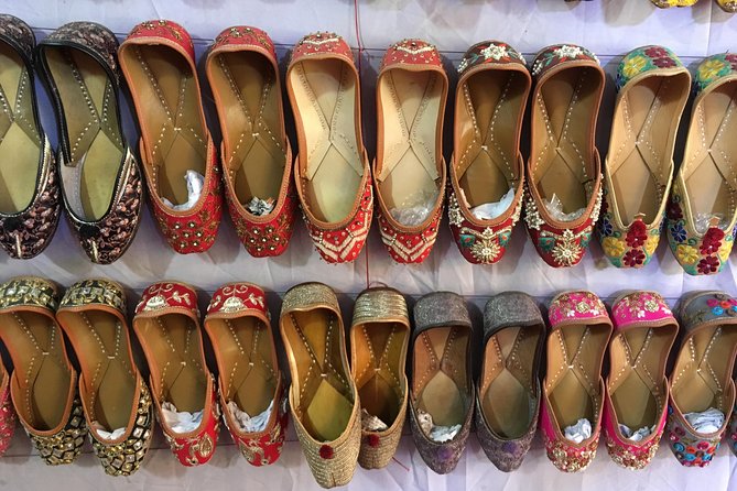 Private Full Day Shopping Tour in New Delhi - Chandni Chowk: old Delhi shopping and street food