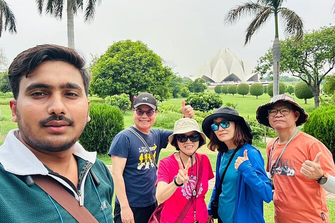 Private Full or Half Day Old and New Delhi City Tour - India Gate, Rashtrapati Bhavan, and the formal capital