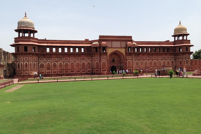Private Golden Triangle 4 Day Tour from New Delhi - Day 2: The Taj Mahal, Agra Fort, and the road to Jaipur