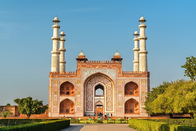 Private Golden Triangle Tour 3 Night/4 Days - All Inclusive - The Taj Mahal deserves the early focus on day two
