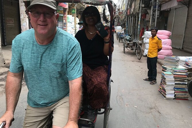 Private Guided Tour of Old and New Delhi - India Gate and New Delhi’s ceremonial center
