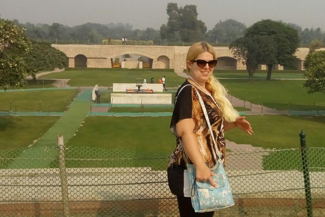 Private Half-Day 4 Hours New Delhi City Tour - India Gate brings the tour into modern India