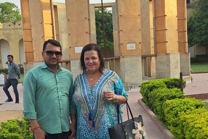 Private Jaipur Day Tour from Delhi- All Inclusive - Hawa Mahal and the Pink City center