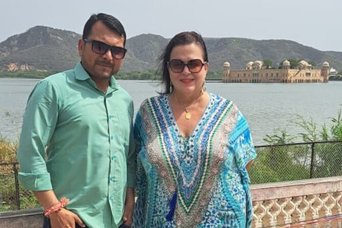 Private Jaipur Day Tour from Delhi- All Inclusive - Two hours at Amber Palace