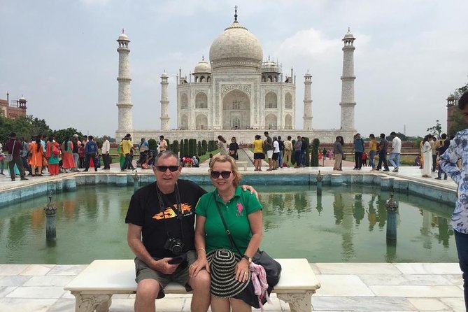 Private Luxury Golden Triangle Tour by car 2 Night 3 Day from New Delhi - Agra Fort and the road to Jaipur