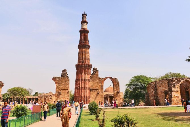 Private Old and New Delhi City Best of Tour in 7 Hours - Birla Mandir and Delhi’s living faith