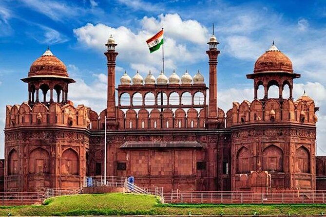 Private Old and New Delhi Full or Half-Day Guided Tour by Car - Chandni Chowk by tuk-tuk