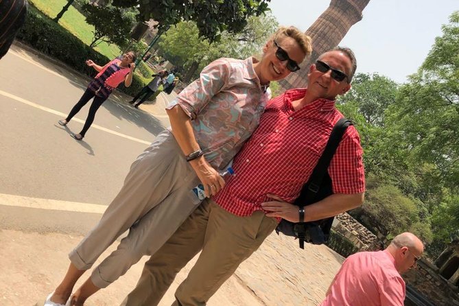 Private Old and New Delhi Tour in 8 Hours With Entrances and Lunch - India Gate and New Delhi’s government quarter