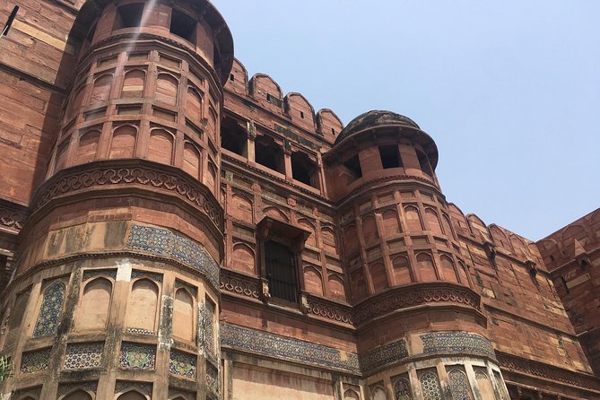 Private Over Night Taj Sunrise and Sunset From New Delhi - Agra Fort Shows the Mughal Power Behind the Taj Mahal