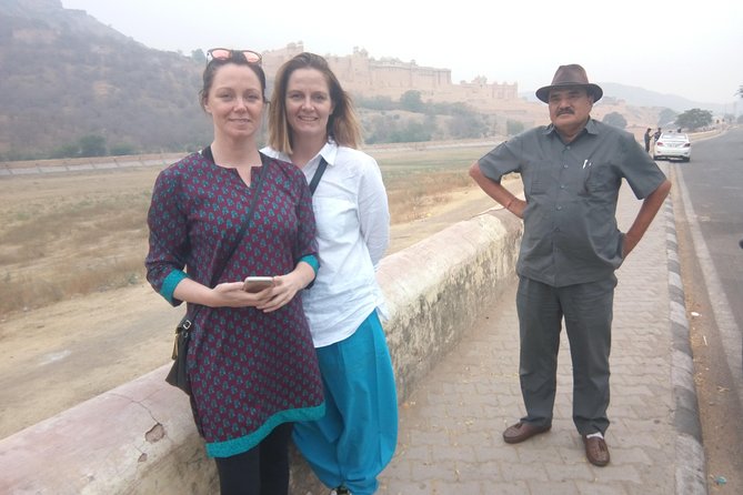 Private Same Day Jaipur Tour from Delhi by Car - The long road from Delhi to Jaipur