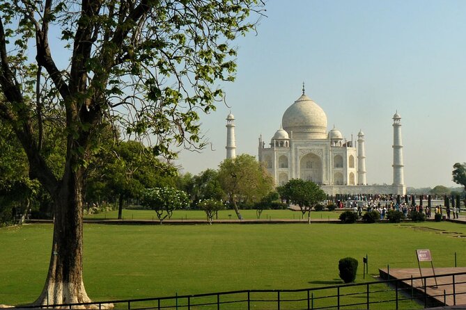 Private Sunrise Taj Mahal Agra Fort Guided Tour by Car From Delhi - The private drive from Delhi