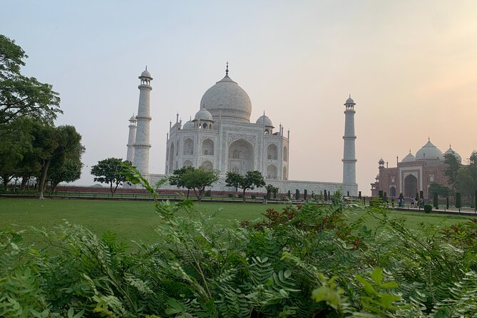Private Sunrise Taj Mahal and Agra Fort Tour From Delhi To Agra- by AC Car - The 2:30am departure from Delhi