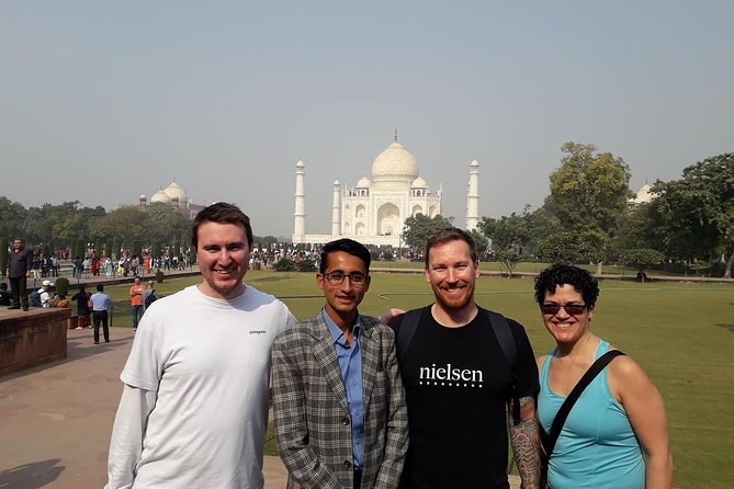 Private Sunrise Taj Mahal Tour by Car from Delhi - All Inclusive - What happens after pickup in Delhi