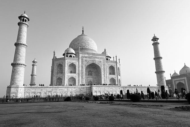 Private Sunrise Taj Mahal Tour – " Round Trip from Delhi by Car " - Breakfast with a view after the monument