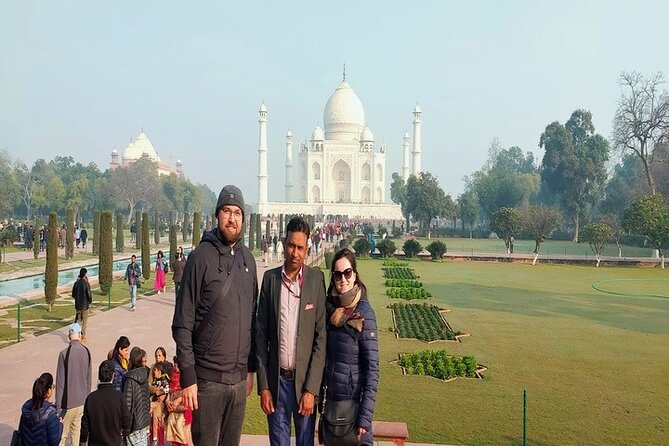 Private Taj Mahal & Agra Day Trip by Car From Delhi All Inclusive - What the private format adds