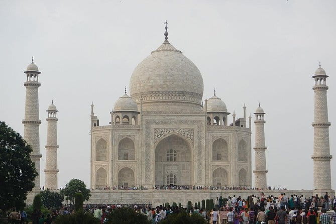 Private Taj Mahal, Agra Fort & Baby Taj Tour from Delhi by Car - Lunch and a taste of Agra