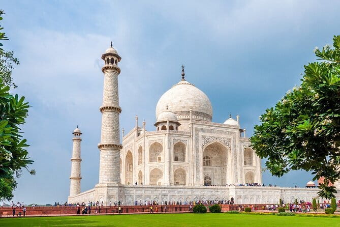 Private Taj Mahal, Agra Fort & Baby Taj Tour from Delhi by Car - Sunrise at the Taj Mahal