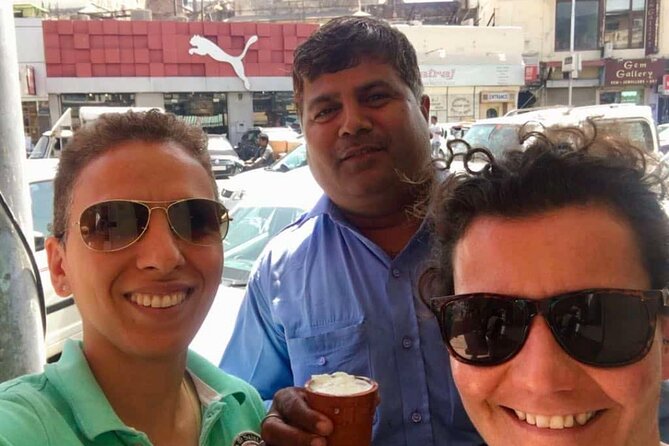 Private Taj Mahal Agra fort Day Trip from Delhi By Car - What the guide and driver add