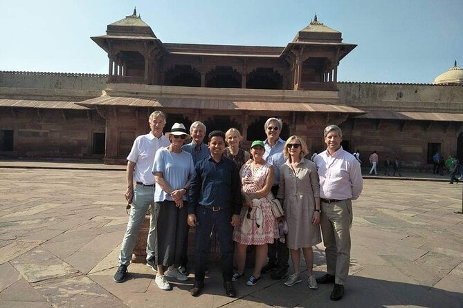 Private: Taj Mahal, Agra Fort & Mehtab Bagh Tour By Car From Delhi-All Inclusive - Guides, explanations, and photography help