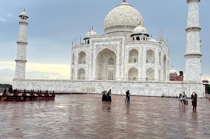Private Taj Mahal and Agra Day Trip from Delhi by Car with Lunch - The Baby Taj and its fine detail