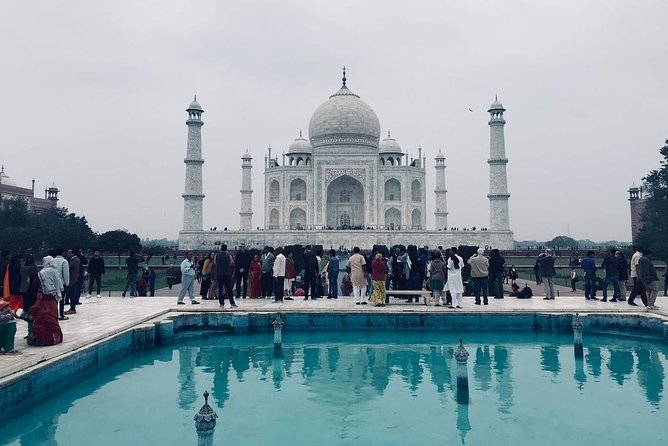 Private Taj mahal and Agra Tour from Delhi by Car - Seeing the Taj Mahal with a private guide