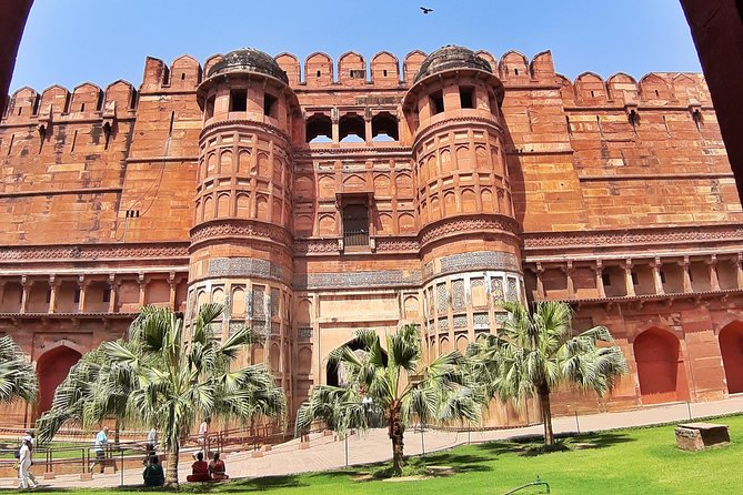 Private Taj Mahal and Fatehpur Sikri Tour From Delhi with Lunch - What the $25 price really gives you