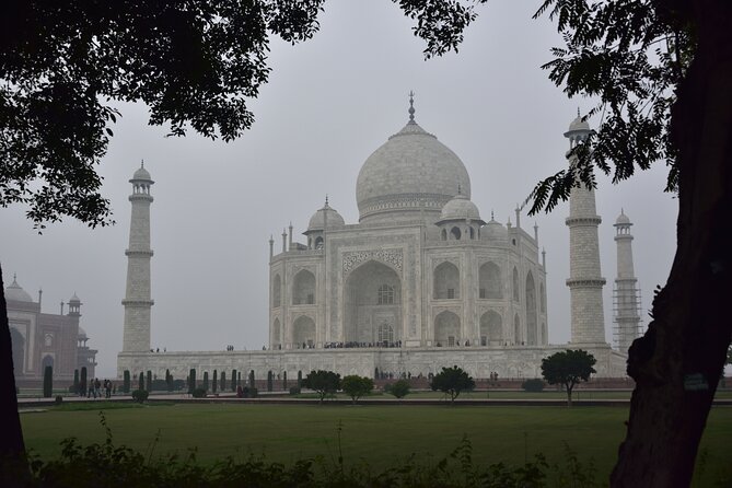 Private Taj Mahal and Mathura tour from Delhi to by car - Agra Fort and the Mughal story behind the marble
