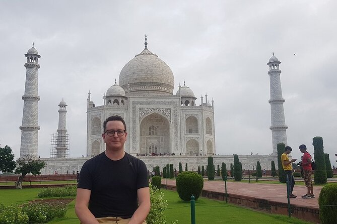 Private Taj Mahal Day Tour by Car with Lunch and Tickets - Booking and cancellation advice