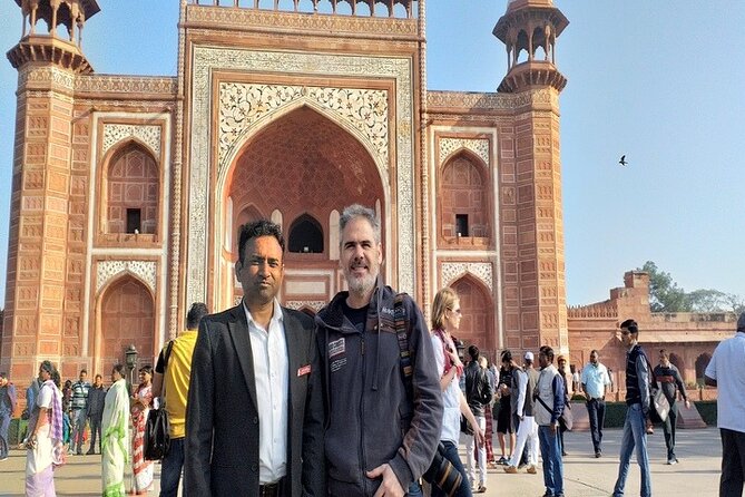 Private Taj Mahal Day Tour from Delhi by Car - All Inclusive - Who should book this experience?