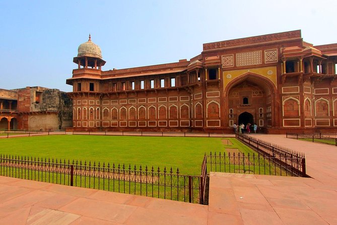 Private Taj Mahal Same Day Tour (Delhi - Agra - Delhi) - Buffet lunch keeps the road day manageable