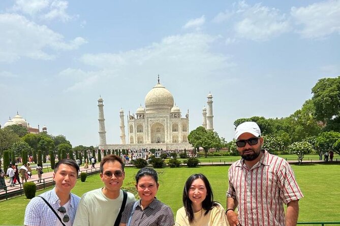 Private Taj Mahal Tour By Superfast Train From Delhi - Arriving in Agra with a private welcome