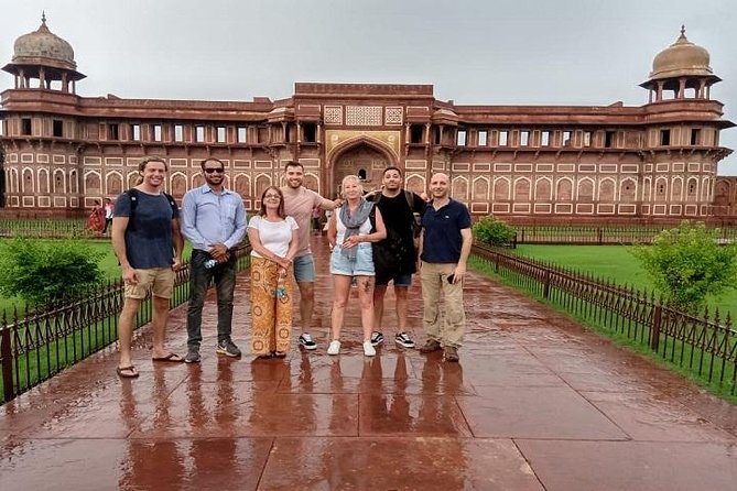 Private Taj Mahal Tour By Superfast Train From Delhi - Lunch at Courtyard Agra