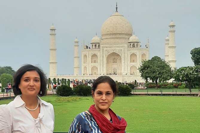 Private Tour of Taj mahal from Delhi by Train in 90 Min - One hour at Agra Fort