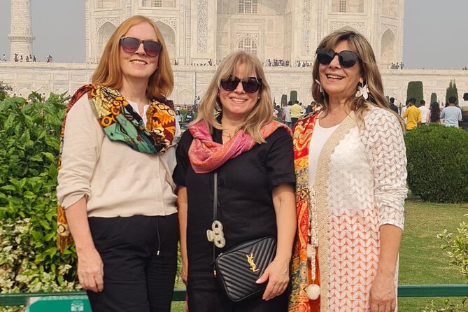 Private Tour of Taj mahal from Delhi by Train in 90 Min - What the private guide changes