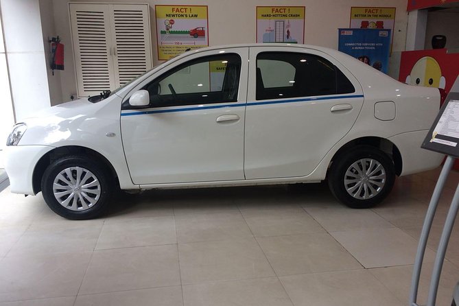 Private Transfer From Delhi Airport to Hotel in New Delhi - Vehicle sizes and the luggage question