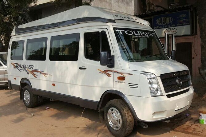Private Transfer From Delhi to Agra By Car - The three-hour drive to Agra