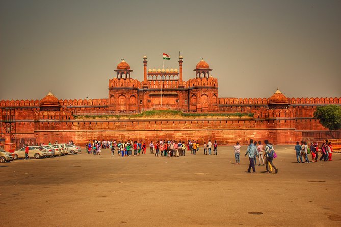 Private Walking Tour: Old Delhi including Ancient Havelis and Chandni Chowk - Khari Baoli and the smell of Old Delhi